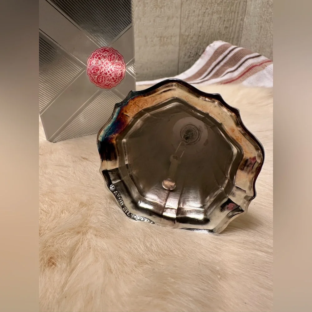 Avon Silver Hostess Bell from Hudson Manor Collection - Picture 2 of 2